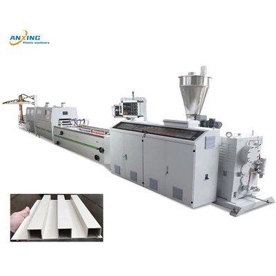 Ligne de production intérieure de panneaux à persiennes en PVC WPC
